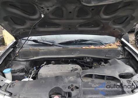 2015 Honda Pilot Lx z USA, uszkodzony, nr VIN 5FNYF4H21FB076724